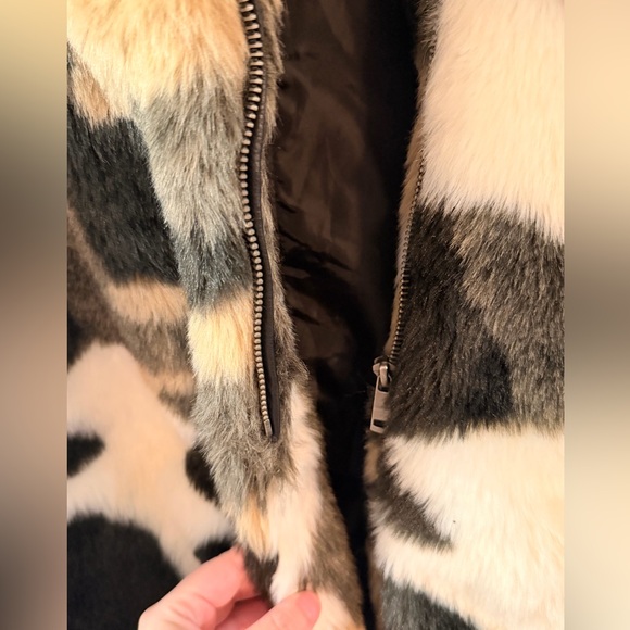 LA Coalition Vegan Faux Fur Penny Lane Animal Print Coat - Size Small - Picture 5 of 8